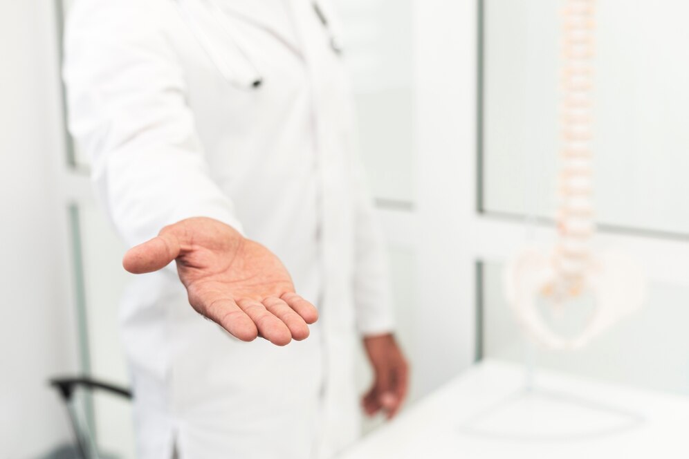 Ortoped-traumatolog Neuromed Sf. Luca, Tratament ortopedic în Chișinău, Recuperare ortopedică, Consultanță ortoped-traumatolog